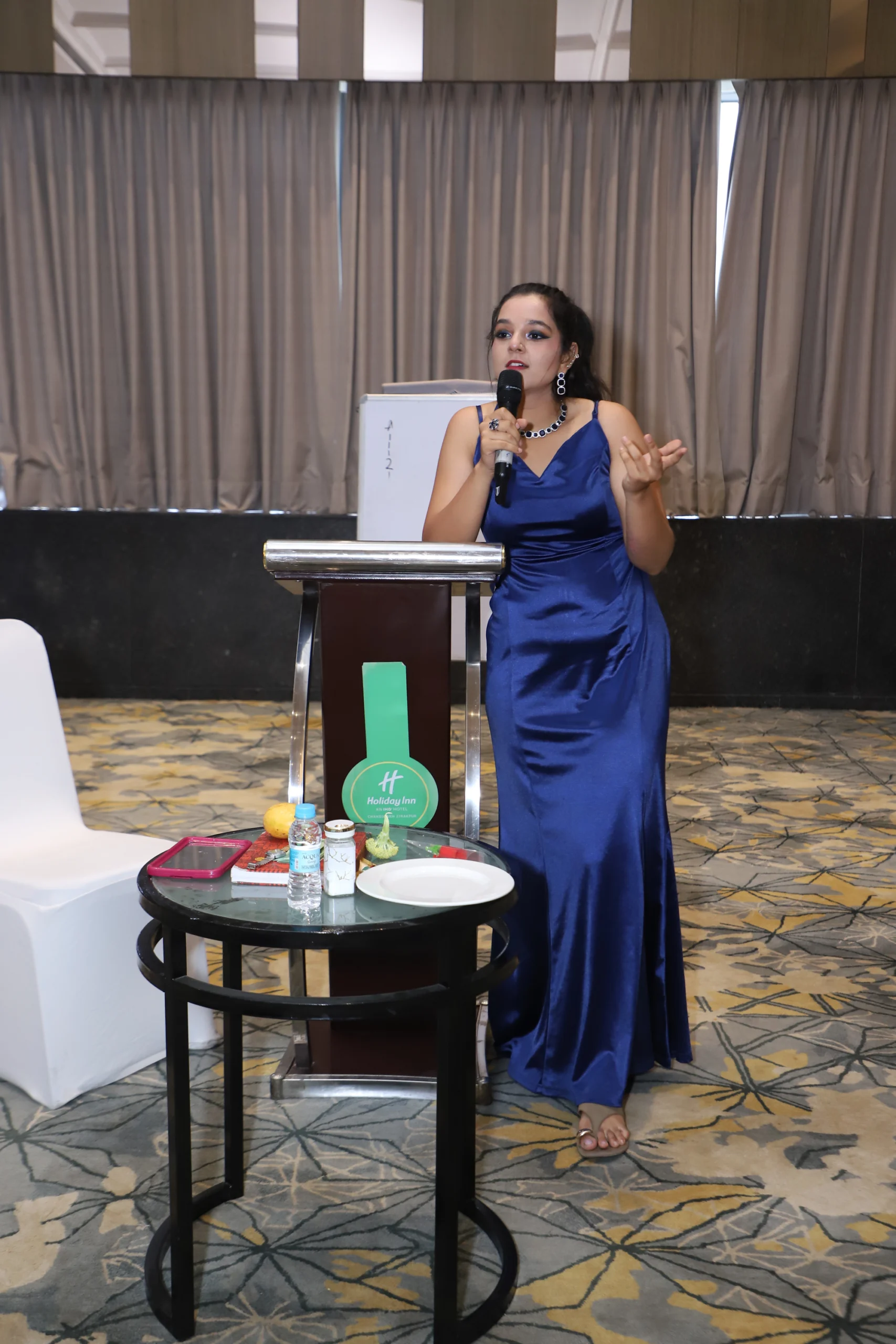 Professional Event Anchor India – Tushti Galhotra