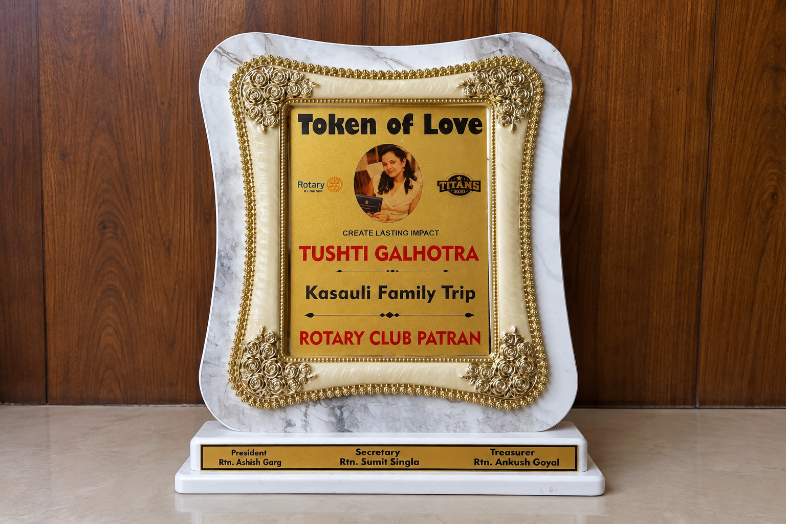 Ornate Rotary Token of Love Plaque